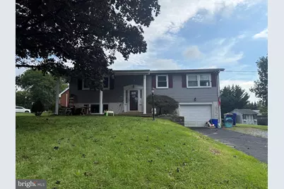 817 Charles Avenue, Mechanicsburg, PA 17055 - Photo 2