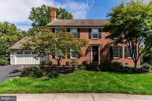 802 Pamela's Ln, Mechanicsburg, PA 17050 - Photo 1