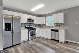 602 W Pine St, Mount Holly Springs, PA 17065 - Photo 8