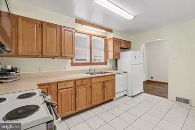 2860 Morningside Drive, Camp Hill, PA 17011 - Photo 6