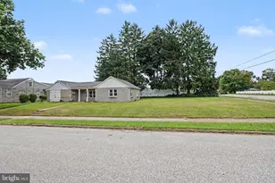 734 Elkwood Dr, New Cumberland, PA 17070 - Photo 1