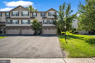 128 Old Schoolhouse Ln, Mechanicsburg, PA 17055 - Photo 2