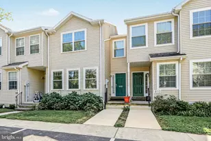 808 Yorkview Dr, Mechanicsburg, PA 17055 - Photo 1