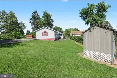 154 W I Street, Carlisle, PA 17013 - Photo 24