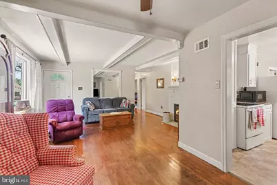 154 W I Street, Carlisle, PA 17013 - Photo 8