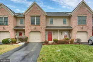 344 Stonehedge Ln, Mechanicsburg, PA 17055 - Photo 1