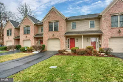 344 Stonehedge Lane, Mechanicsburg, PA 17055 - Photo 2