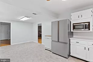 [Address not provided], Mechanicsburg, PA 17055 - Photo 12