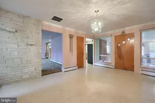 4 Sherwood Dr, Carlisle, PA 17015 - Photo 14