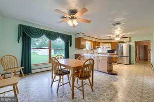 4 Sherwood Dr, Carlisle, PA 17015 - Photo 18