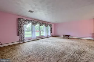 4 Sherwood Dr, Carlisle, PA 17015 - Photo 16