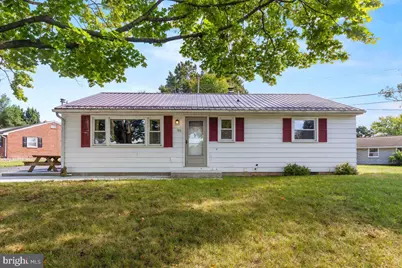 100 Walton Avenue, Carlisle, PA 17013 - Photo 1