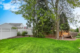 27 Pine Ridge Cir, Enola, PA 17025 - Photo 24
