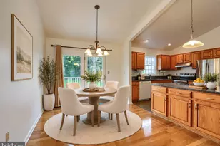 27 Pine Ridge Cir, Enola, PA 17025 - Photo 4