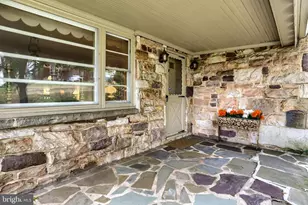 107 Valley Rd, Enola, PA 17025 - Photo 6