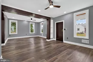 283 N Locust Point Rd, Mechanicsburg, PA 17050 - Photo 2