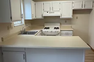 1064 Rebecca St, Carlisle, PA 17013 - Photo 2
