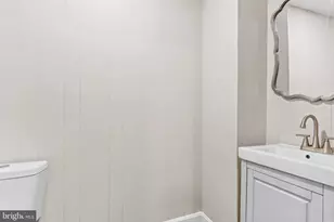 124 W Penn St, Carlisle, PA 17013 - Photo 6