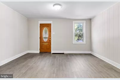 124 W Penn Street, Carlisle, PA 17013 - Photo 2