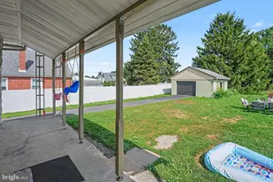 933 N Pitt St, Carlisle, PA 17013 - Photo 22