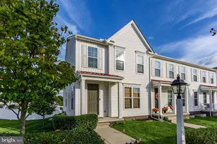 3111 Parade St, Mechanicsburg, PA 17055 - Photo 2