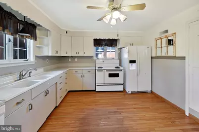 715 Carol Street, New Cumberland, PA 17070 - Photo 18