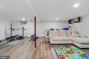 115 W Clearview Dr, Camp Hill, PA 17011 - Photo 18