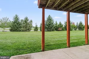 406 Eisenhower Dr, Carlisle, PA 17013 - Photo 32