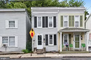 422 N West St, Carlisle, PA 17013 - Photo 24