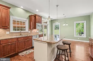 1402 Wellgate Ln, Mechanicsburg, PA 17055 - Photo 10