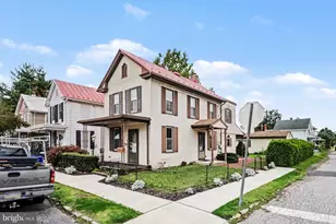 300 N Arch St, Mechanicsburg, PA 17055 - Photo 2