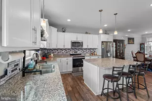 1905 Edgewood Dr, Shippensburg, PA 17257 - Photo 14