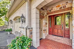 7 White Oak Cir, Lemoyne, PA 17043 - Photo 8