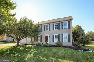 25 W Eppley Dr, Carlisle, PA 17015 - Photo 1