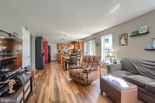 25 W Eppley Dr, Carlisle, PA 17015 - Photo 16