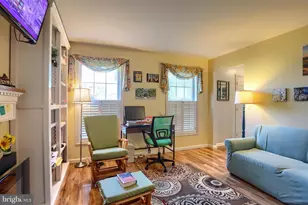 25 W Eppley Dr, Carlisle, PA 17015 - Photo 8