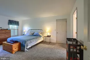 25 W Eppley Dr, Carlisle, PA 17015 - Photo 32