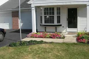 5 Fieldcrest Dr, Mechanicsburg, PA 17050 - Photo 2