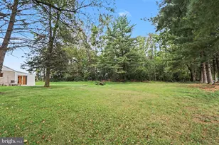201 Marsh Dr, Carlisle, PA 17015 - Photo 32