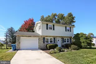 1912 Esther Dr, Carlisle, PA 17013 - Photo 28