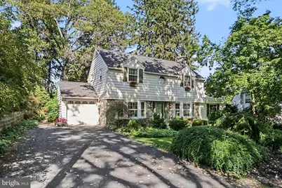 2812 Merion Road, Camp Hill, PA 17011 - Photo 2