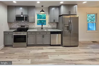 1886 Mary Lane, Carlisle, PA 17013 - Photo 2