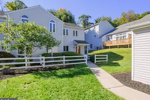 1821 Creek View Ct, New Cumberland, PA 17070 - Photo 1