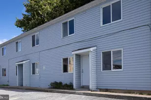 426 Market St, Lemoyne, PA 17043 - Photo 2