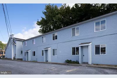 426 Market Street #APT D, Lemoyne, PA 17043 - Photo 4