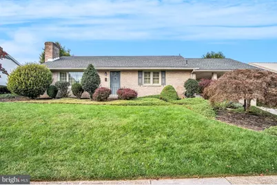583 E Street, Carlisle, PA 17013 - Photo 1
