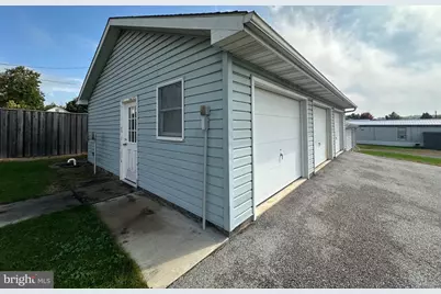 104 W Main Street, Newburg, PA 17240 - Photo 22