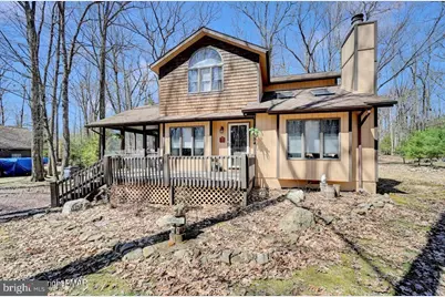 21 Sassafras Road, Lake Harmony, PA 18624 - Photo 2