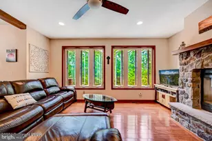 278 Wolf Hollow Rd, Lake Harmony, PA 18624 - Photo 22