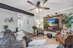 40 Alpine, Lake Harmony, PA 18624 - Photo 2